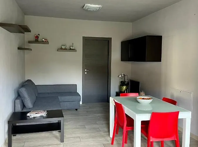 A La Bouteucca Apartment *